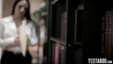 Nonton Big Boobs Curvy Bbw Milf Cheats On Husband With A Big Dick Colleague thumbnail