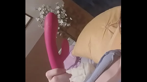 Nonton &ecirc;tre Nymphomane C'est Le Feu Mais C'est Aussi Une Mal&eacute;diction Pour Plein De ... thumbnail