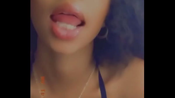 Play MP4 - Your best friends gf sends you this what&rsquo;s your Response&quest;