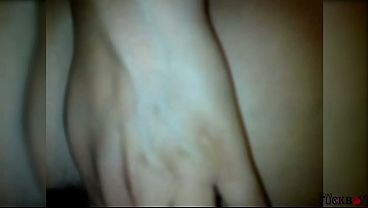 Play MP4 - "Cachonda empedernida" Carita de &aacute;ngel culo de putita bien entrenada&period;