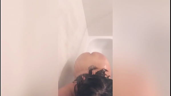 Play MP4 - Witness BBW Latina Miss Madiis Intimate Hot Shower