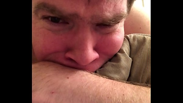 Play MP4 - dude 2020 self spanking video 10 &lpar;more drooling&comma; and hugging pillows&rpar;