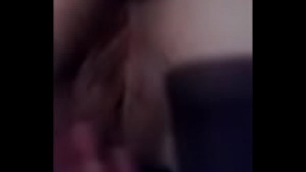 Play MP4 - she is a pig and she  queefs and makes me smile