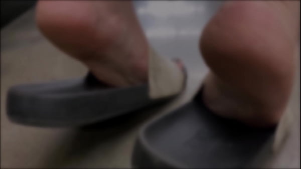 Stank Toes On Milf Soles thumbnail