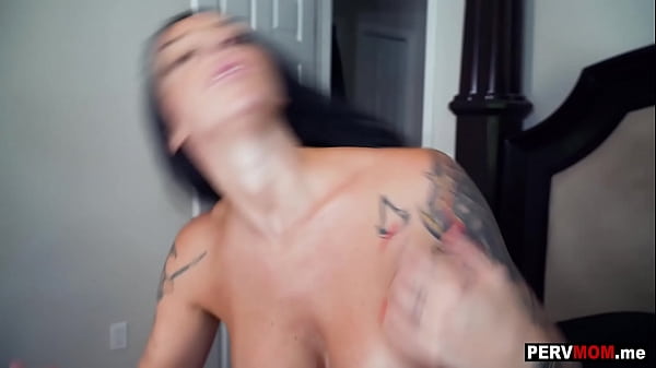 Morning suck and fuck with my big boobs stepmom Lillith Morningstar