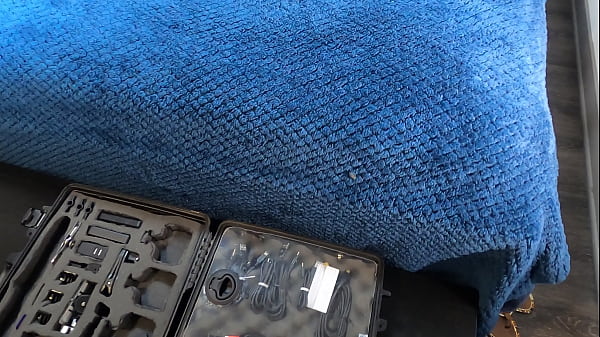 Nonton Hot Slut Shows How She Sucks Cock thumbnail