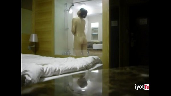 Asian bathing caught in hidden cam