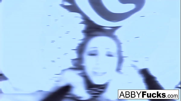 POV_3-way with two hotties and one big cock