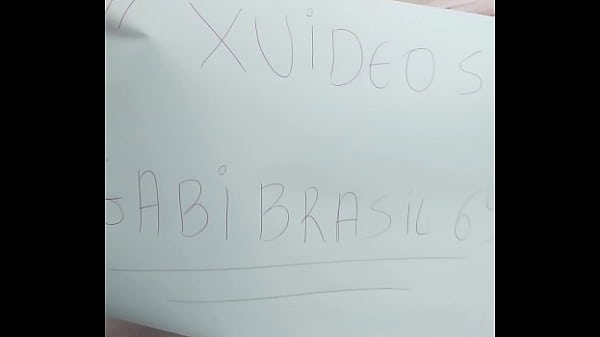 Fiquei molhada e fui tomar um banho delicioso 