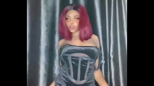 Playing with myself to seduce my boyfriend 