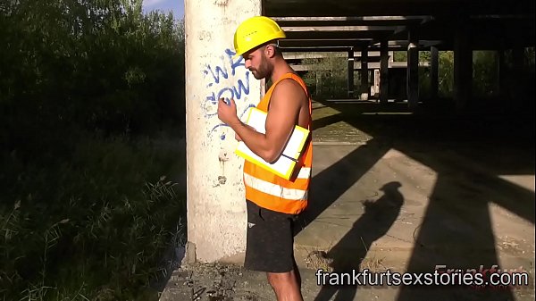 Play MP4 - Men at work - Sanchez Lopez fucks bottom slut Mirko