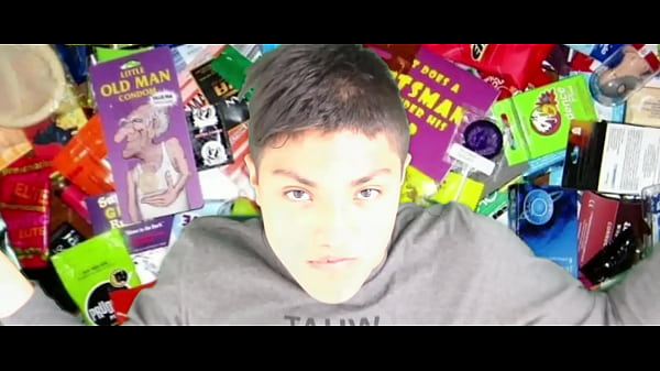 chavito quiere ser desvirgado