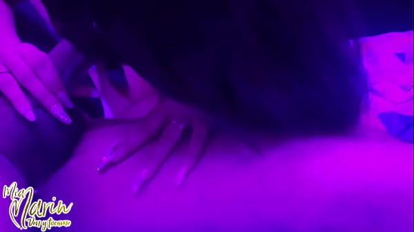 Mia Marin disfruta un cogida de su admirador 