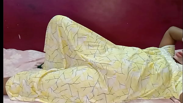 My first ever xxx sex with my step son in law in night when i resting my room