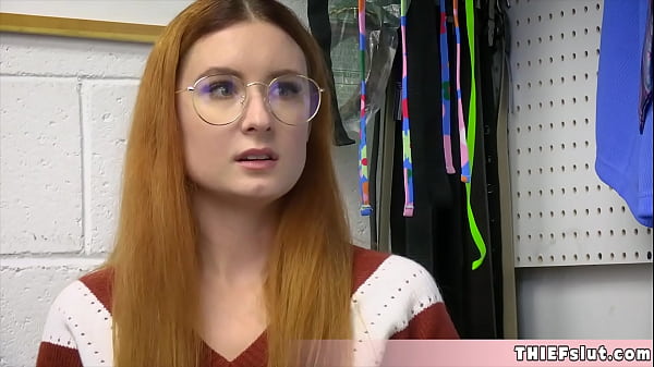 Lets punish this clueless mall thief chick 