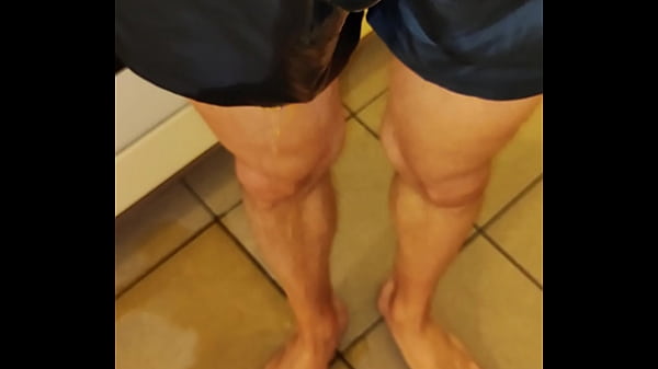 Gaste85 Peeing in my_Kitchen