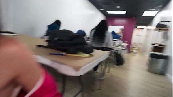 Nonton Mofos - Julia De Lucia - Chance Cock Charging thumbnail