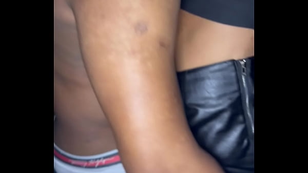 Parte 2: Muita Putaria Na Casa De Swing: Belinha Deu No P&ecirc;lo, Levou Gozada Na Boca E Na Buceta E Fez O Corno Limpar A Porra A L&iacute;ngua thumbnail