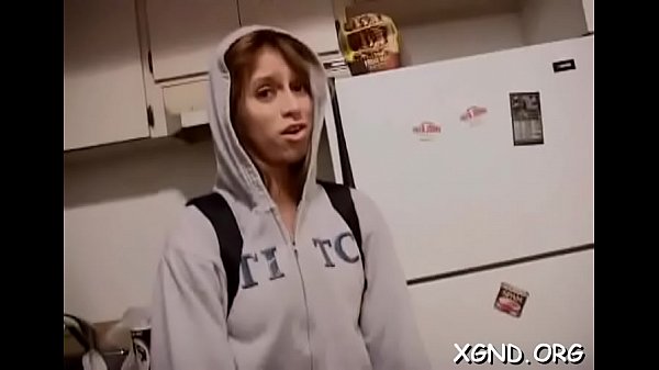 Attractive Britney blows_chopper_gets ready for_fuck