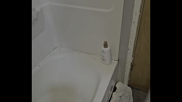 Nonton Rubing My Cock In And Out Of The Shower thumbnail