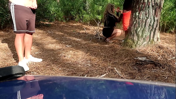 Play MP4 - Real Amateur WIFE getting a FACIAL of a STRANGER in a PUBLIC RISKY PLACE &lpar; CUCKOLD BOY WATCHING&rpar;