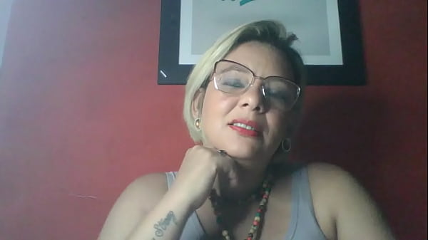 Play MP4 - MINHA TIA GOSTOSA