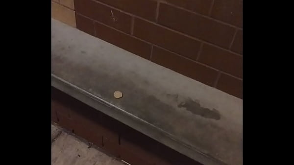 Nonton Windows That Need To Be Tinted thumbnail