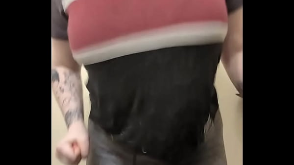 Nonton Bathtub Oiled Cums thumbnail