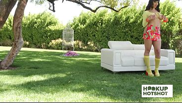 Bts - Sasha Pearl&rsquo;s Backstage Dress-up And Heated Photoshoot! thumbnail