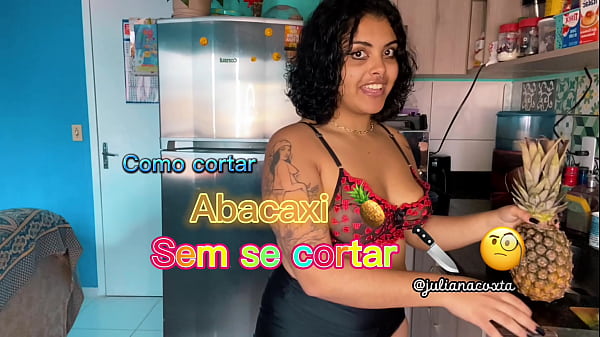Play MP4 - Gordinha rabuda fodendo de quatro Juliana coxta levando tapa e sentando no motel vlog sacana cortando abacaxi