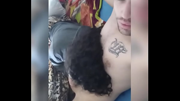 Me La Chupa Antes De Metersela Por El Culo - Sexo Anal thumbnail