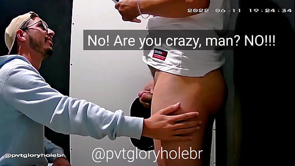 Play MP4 - ESSE HETERO CASADO NUNCA TINHA DADO O CUZINHO&period;&period;&period; APROVEITOU A NOVA EXPERIENCIA DO GLORYHOLE E PEDIU PRA EU COMER ELE&period;&period;&period; &lpar;COMPLETO NO RED&rpar;
