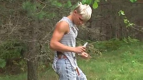 Sexy gay Serge gets naked and stretches his super-steamy ass wide 