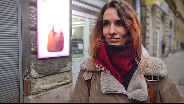 Nonton Lili Charmelle - Your Magic Pick Up Card *4k* P1/2 thumbnail