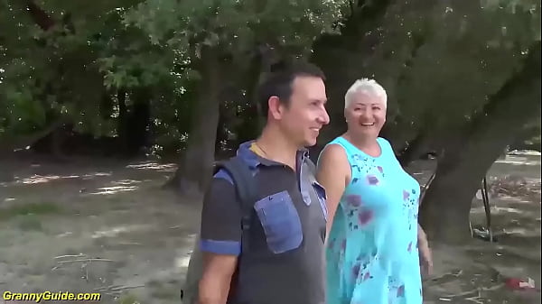 Play MP4 - busty mature loves stepson on public beach