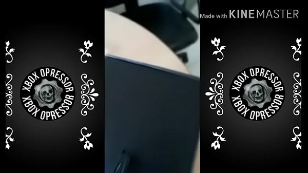 Nonton Fone Gostoso Saindo Da Jaula E Embrazando Na Live thumbnail