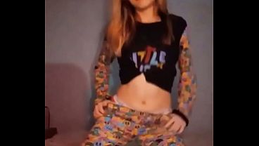 Bonneyuwu - 9:34 pijama dildo masturbacion striptease