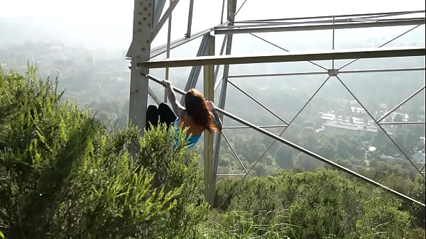 Felicity_Feline ass and climbing_towers in los angeles