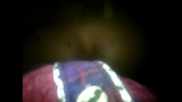 Pute camera cach&eacute;