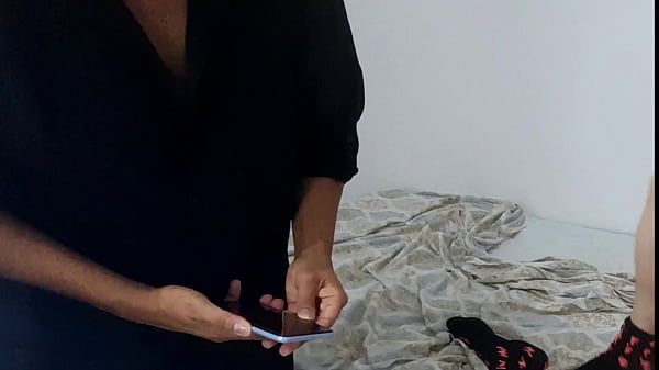 Vivi guedez he goes crazy with all this and even jerks off while watching the hottie moan in front of him and cum hard asking the other guy to fill him up too so the cuckold is even happier 