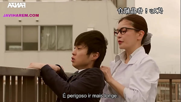 Sensei peituda n&atilde;o resiste ao estudante tarado com legendas