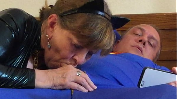 Mature Gilf Cougar Catwoman Enjoys Fucking Superman thumbnail