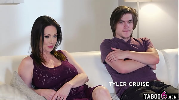 Mature stepmother did not expect her young stepson to make a move on her