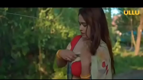Play MP4 - Ullu web series