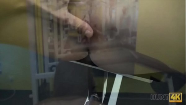 HUNT4K. Guy paid money to getaccess into teen's welcomingpussy