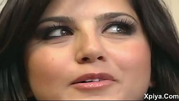 Sunny Leone Ki Sexy Video thumbnail