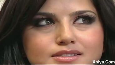 Sunny Leone Hot XXX - free video