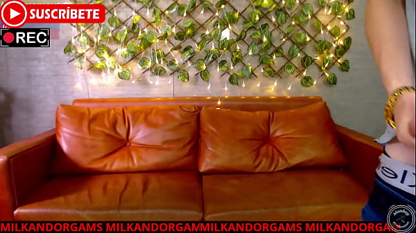 Nonton Latina Ninfomana Se Folla De Joven Precoz. thumbnail