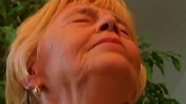 Granny Annie enjoys a fine fresh dick 