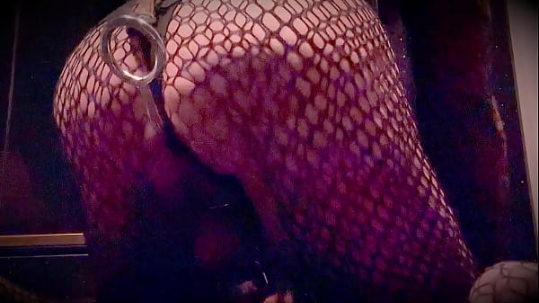 Jett Hoover electro stimulates cock and ass to juicy cumshot